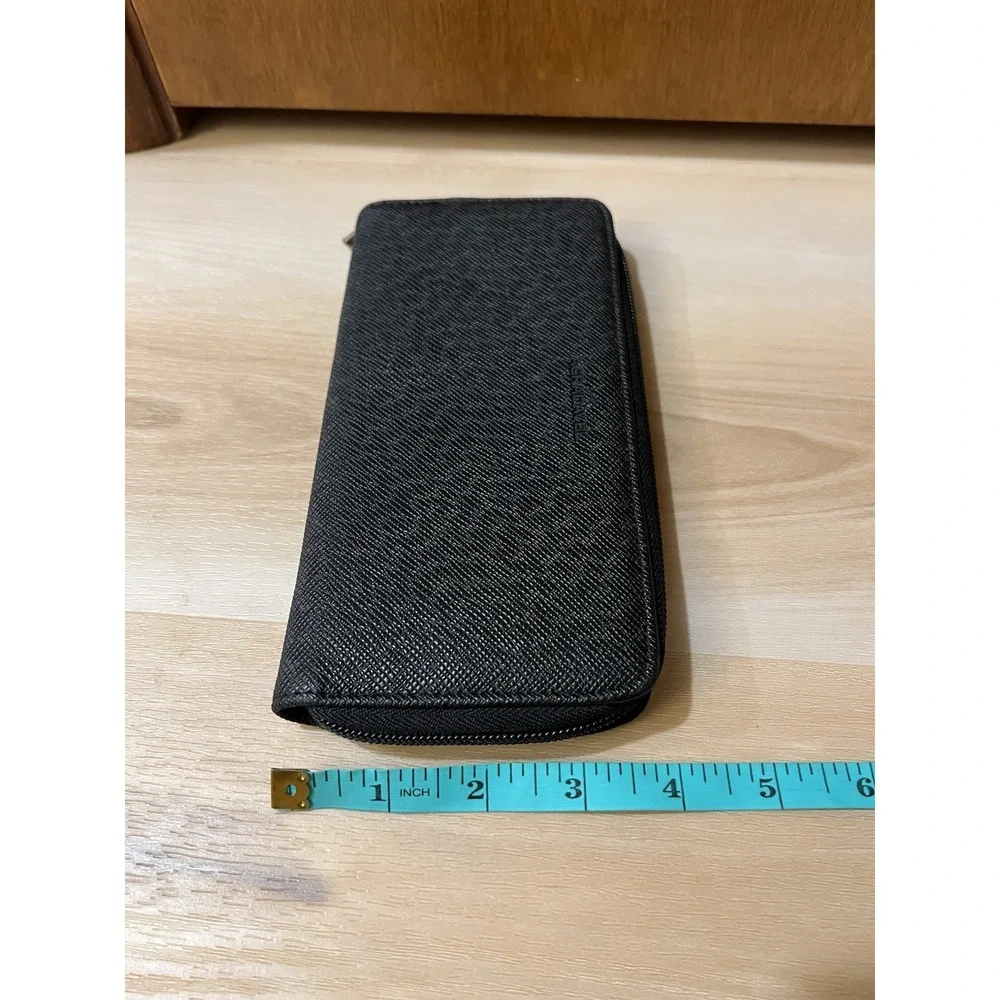 AGRADAVEL Long Wallet Black Zip Wallet Crossgrain Texture Silver Hardware EUC‎